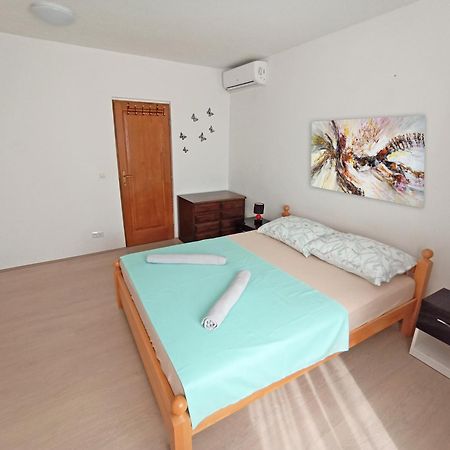 Beach House Спліт Екстер'єр фото