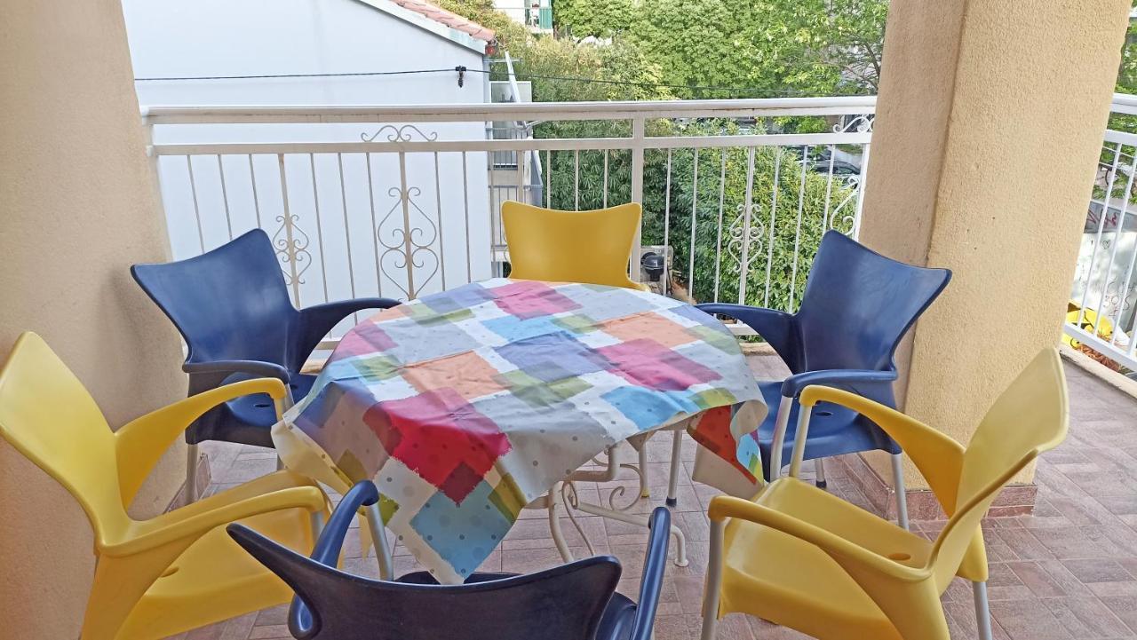 Beach House Спліт Екстер'єр фото