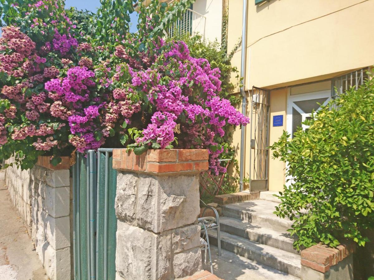 Beach House Спліт Екстер'єр фото